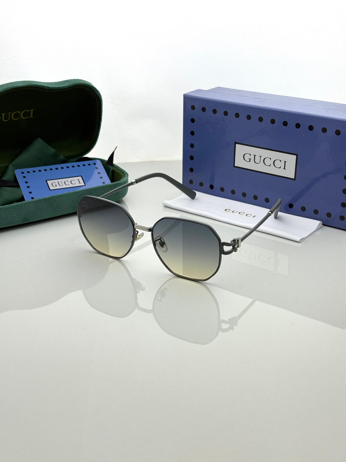 Gucc.i 98351 Sea Green Metal