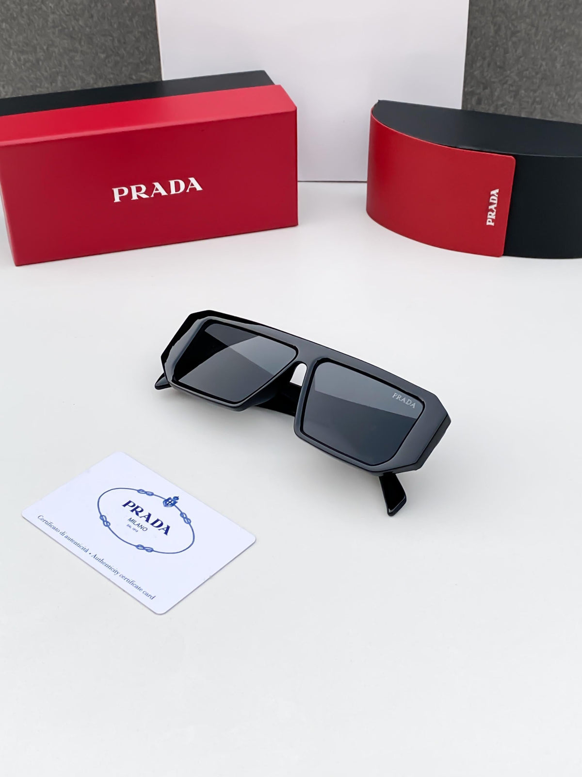 Prada 132 Black