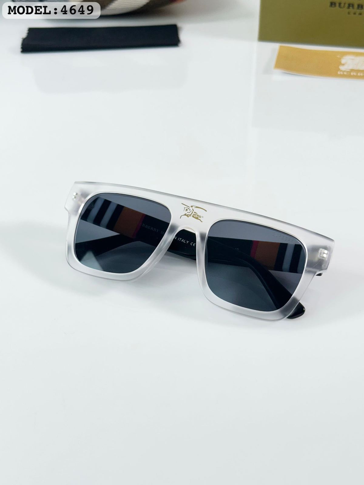 Burrberry 4649 Ice Black