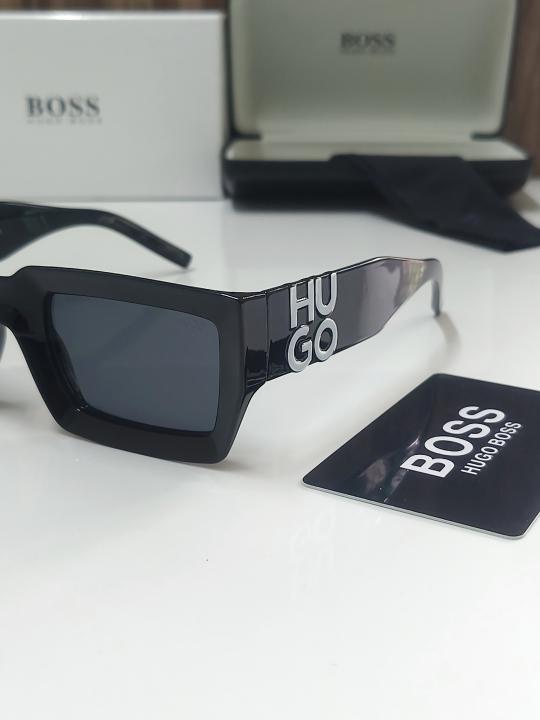 Hugoo Bosss 1310 Gloss Black store article