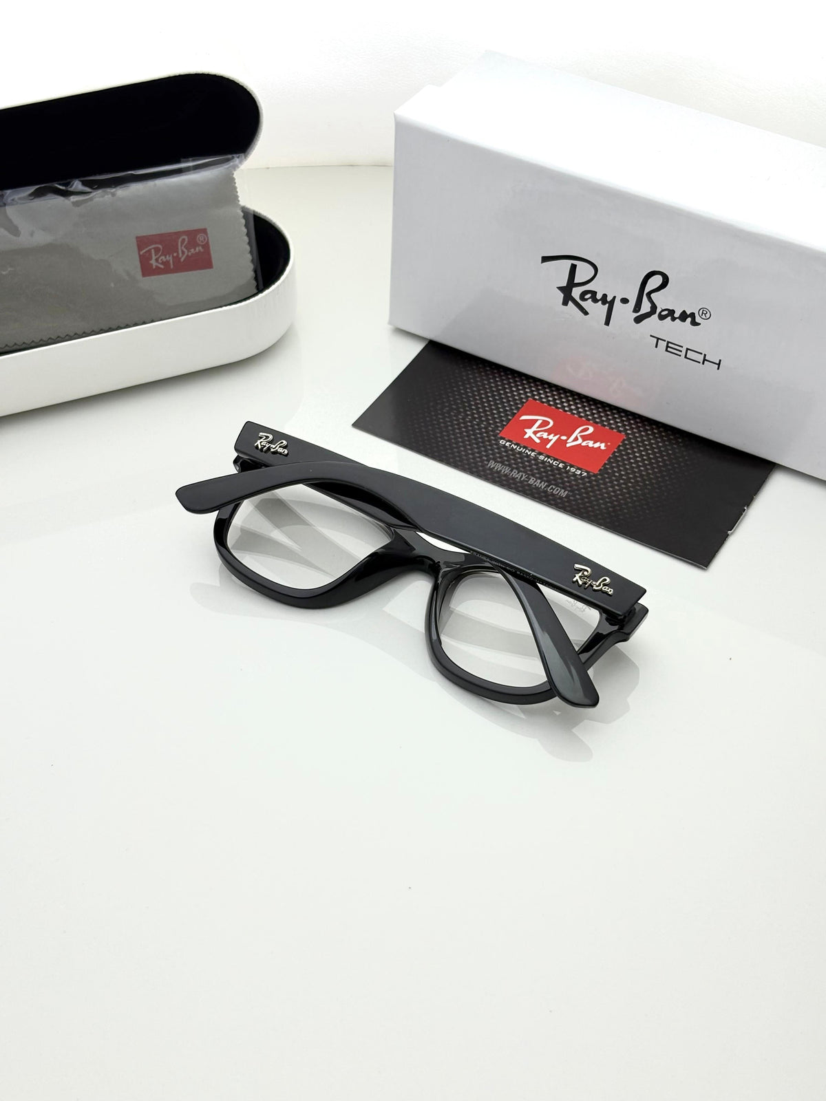 Raybann 0502 Reverse Black Frame