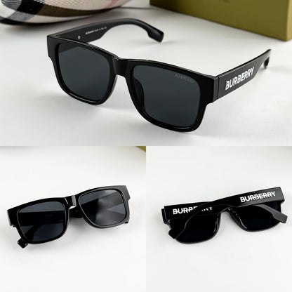 Burrberry Black 4358