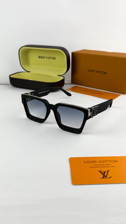 Louiis Vuiiton 65N Black