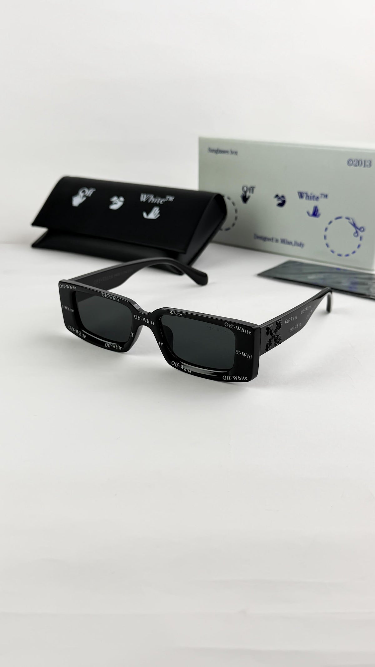 OFF White Black 88995