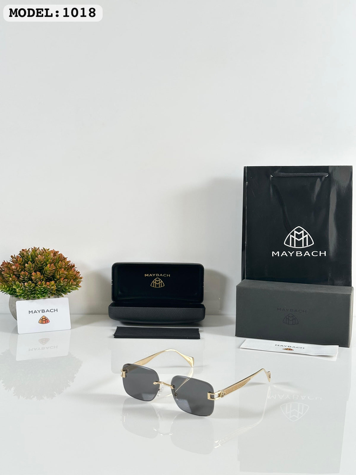 Maybach 1018 Gold/Black