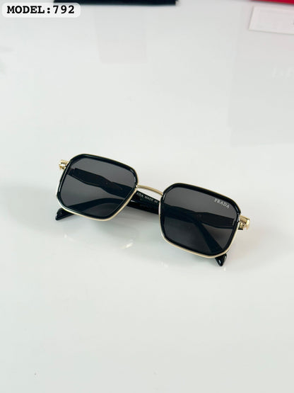 Pradaa 792 Gold/Black