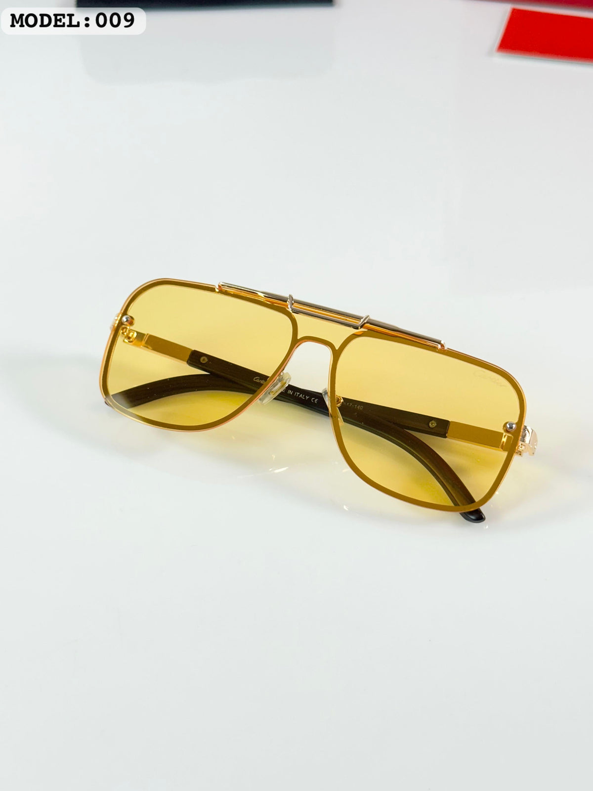 Cartier 009 Gold/Yellow