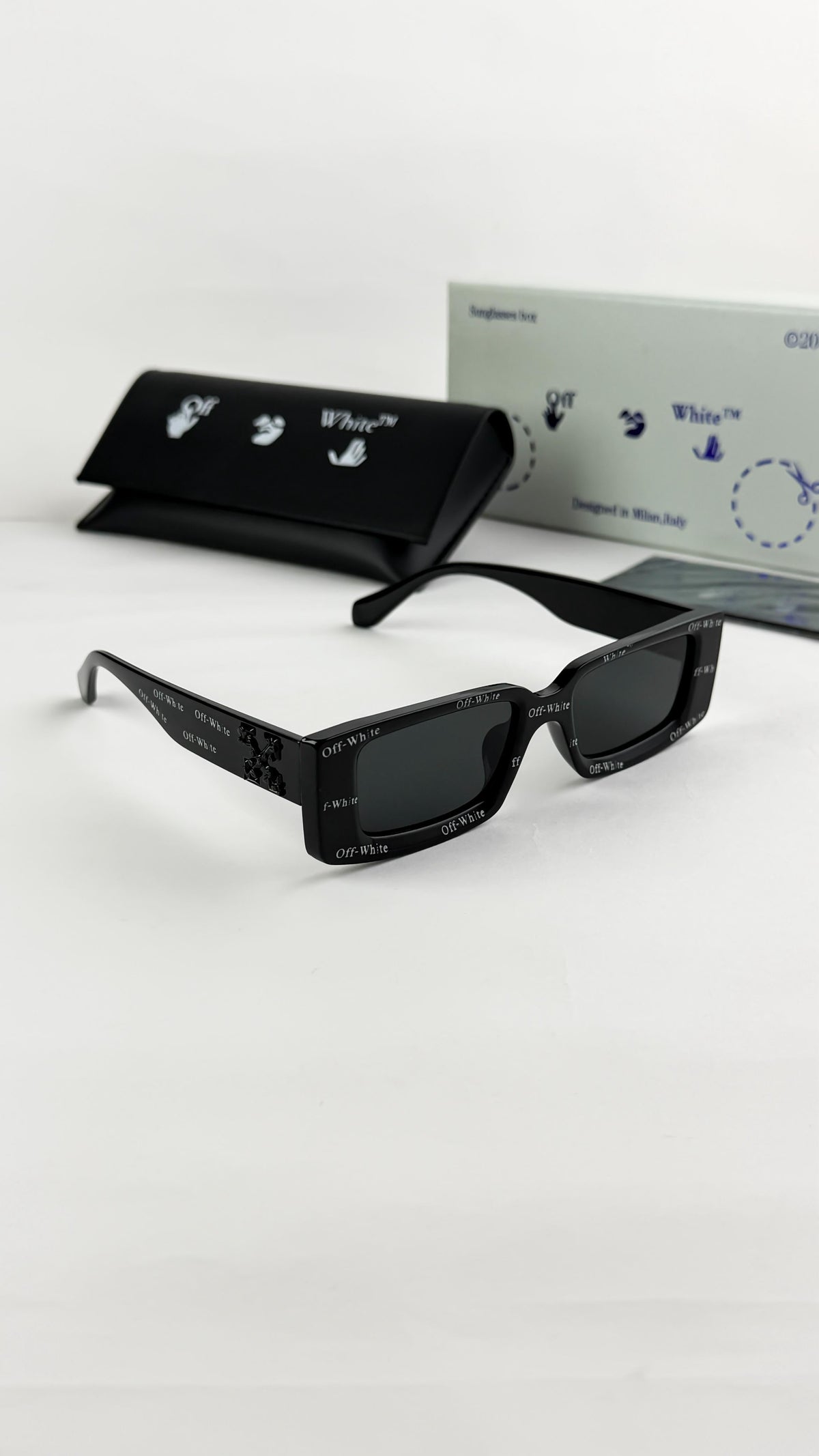 OFF White Black 88995