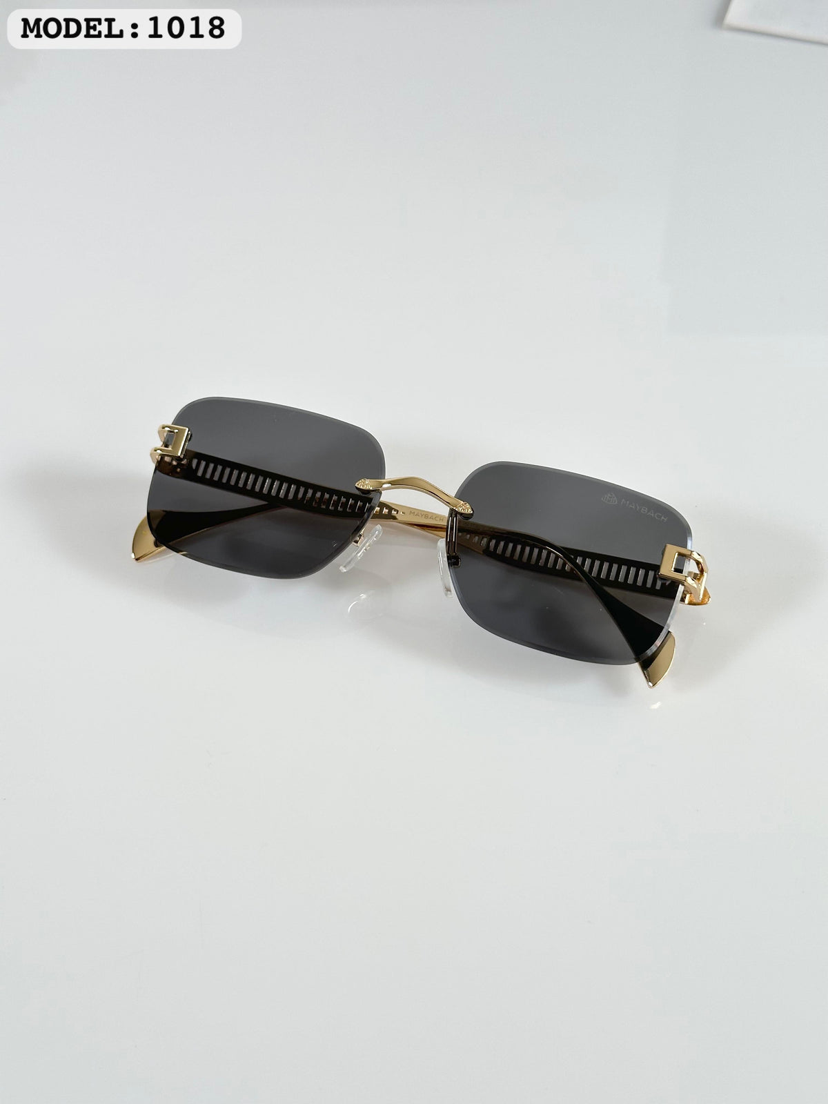 Maybach 1018 Gold/Black