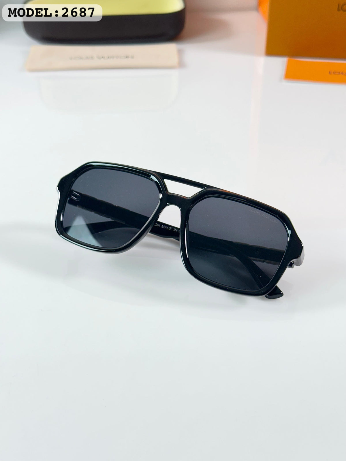 Louiis Vuiiton 2687 Black