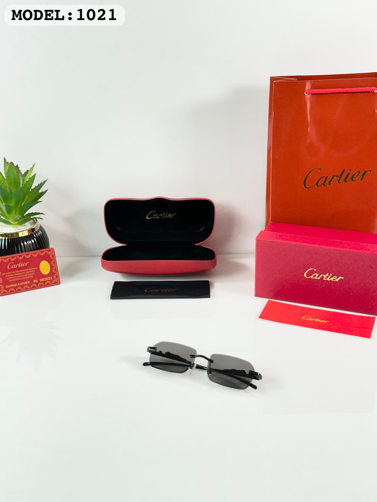 Cartier 1021 Black Metal frameless
