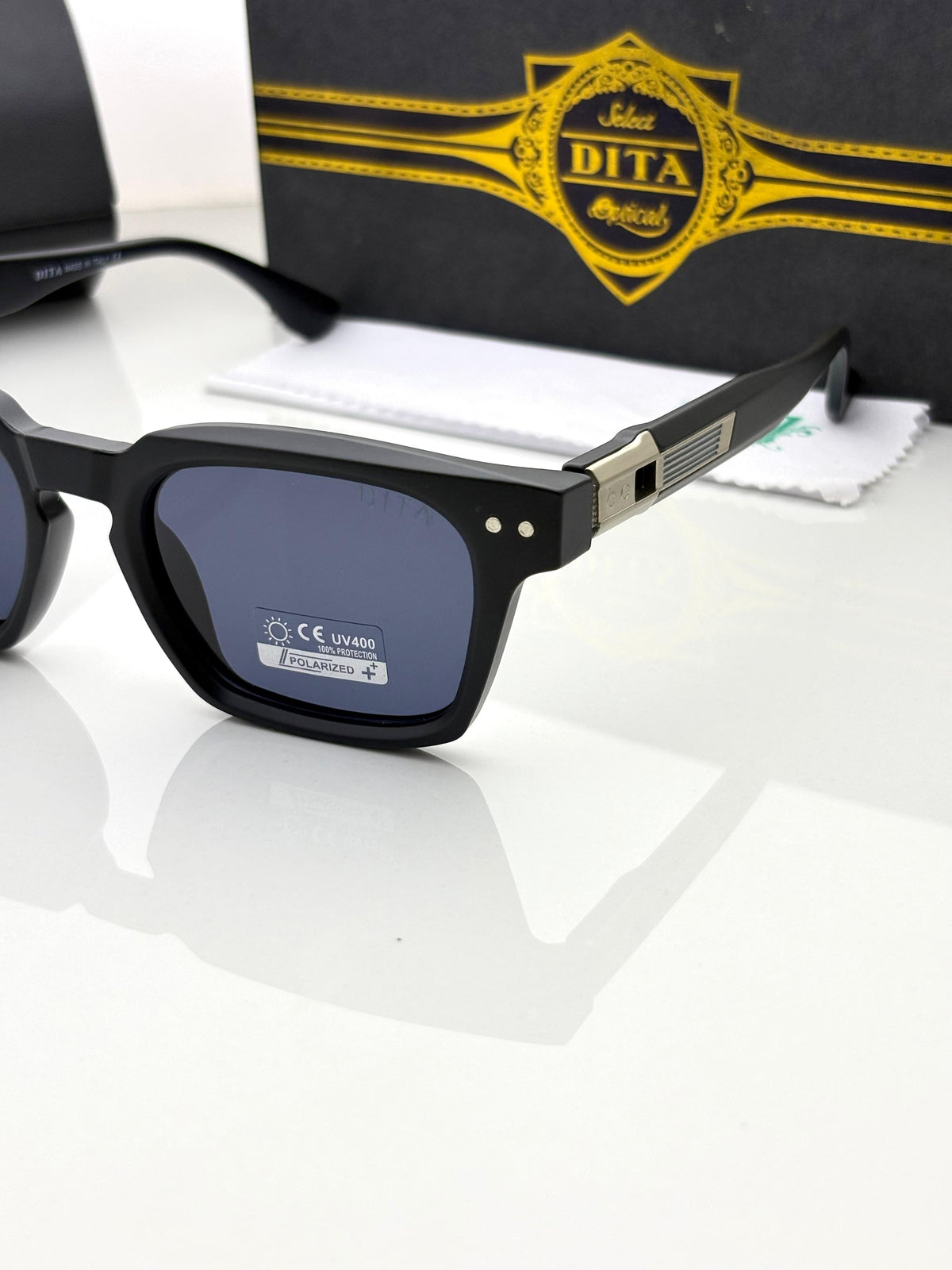 Dita 6012 Black