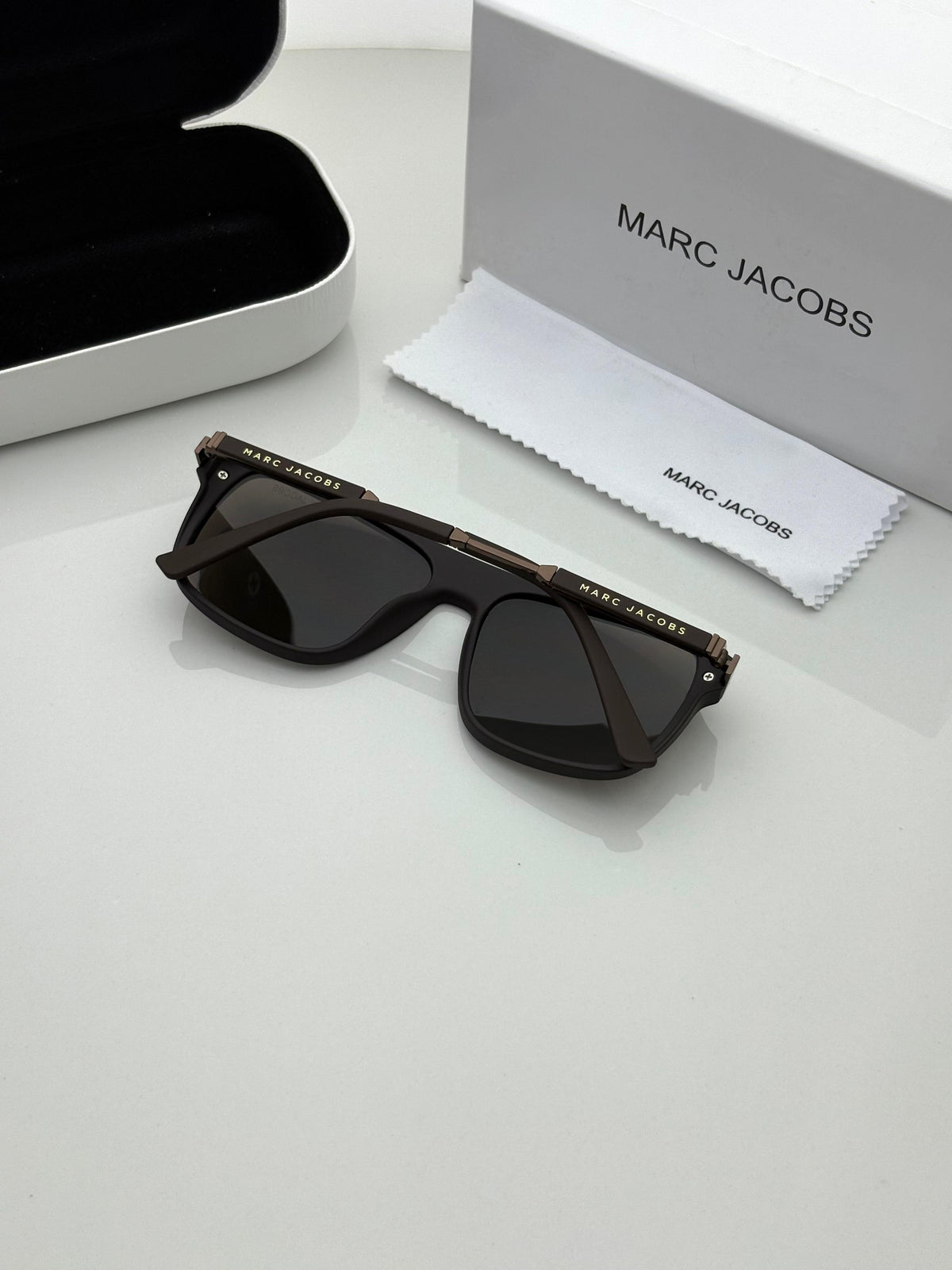 Marcc Jacobss 20493 Black