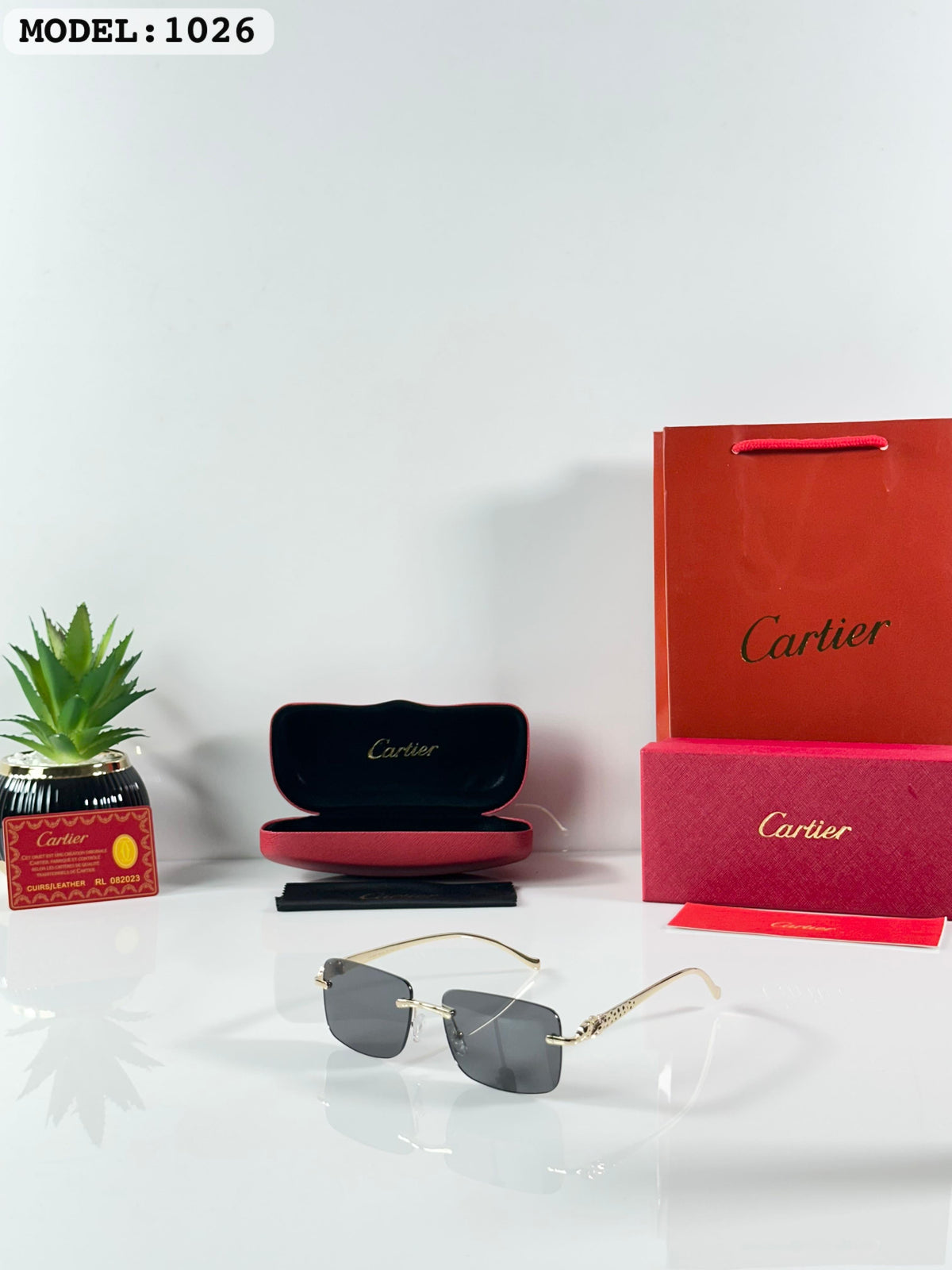 Cartierr 1026 Black/Gold
