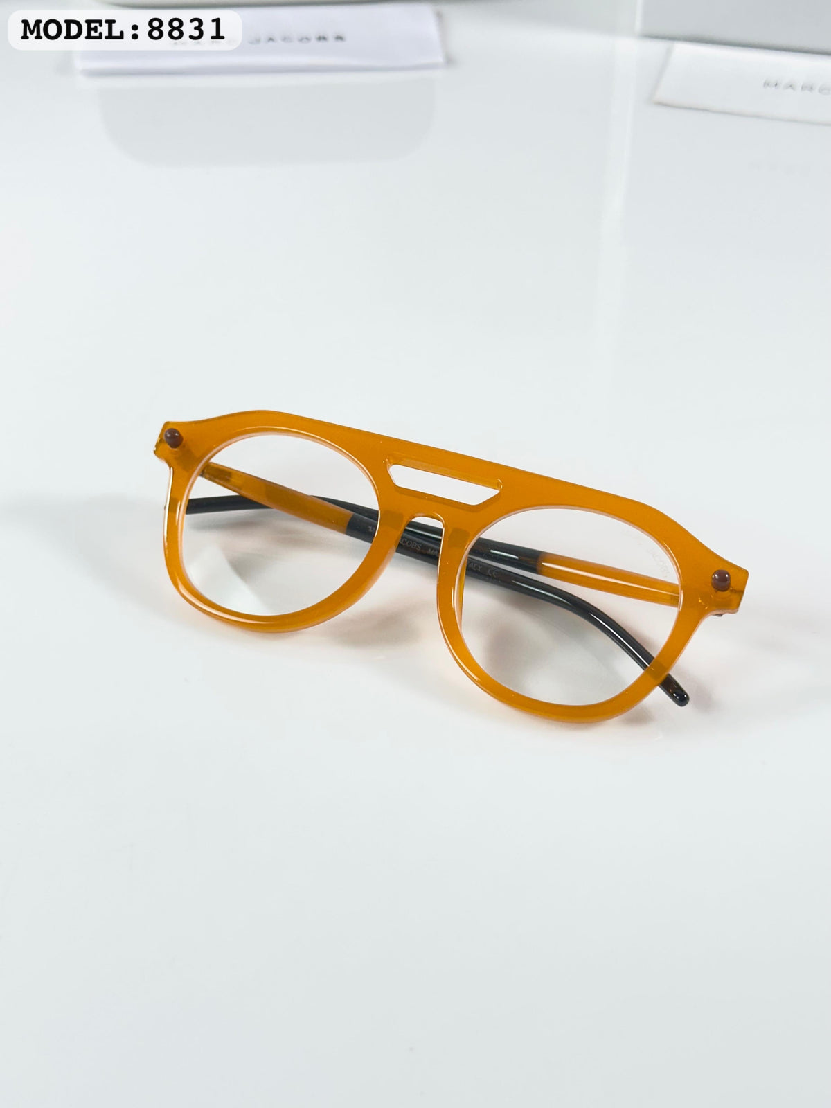 Marcc Jacobss 8831 Orange